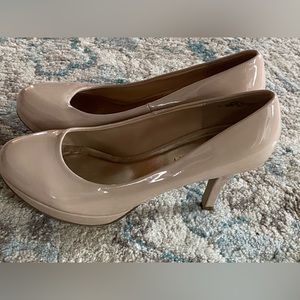 Preowned Madden girl heels